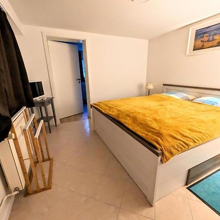 Ferienwohnung Lena In Schwerin- Wickendorf 什未林 外观 照片
